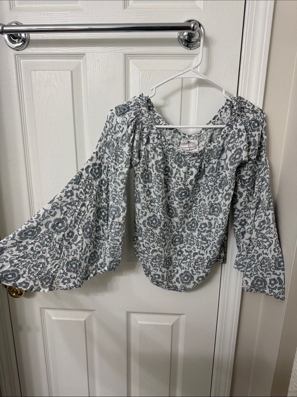 Boho Floral Blouse in Blue and White with Flowy Sleeves